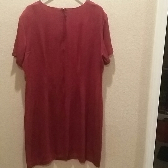 Dress - Picture 2 of 4